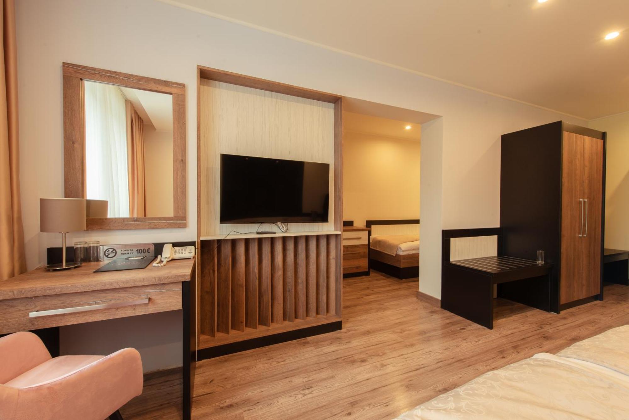 Hotel Viktor Bratislava Exteriör bild