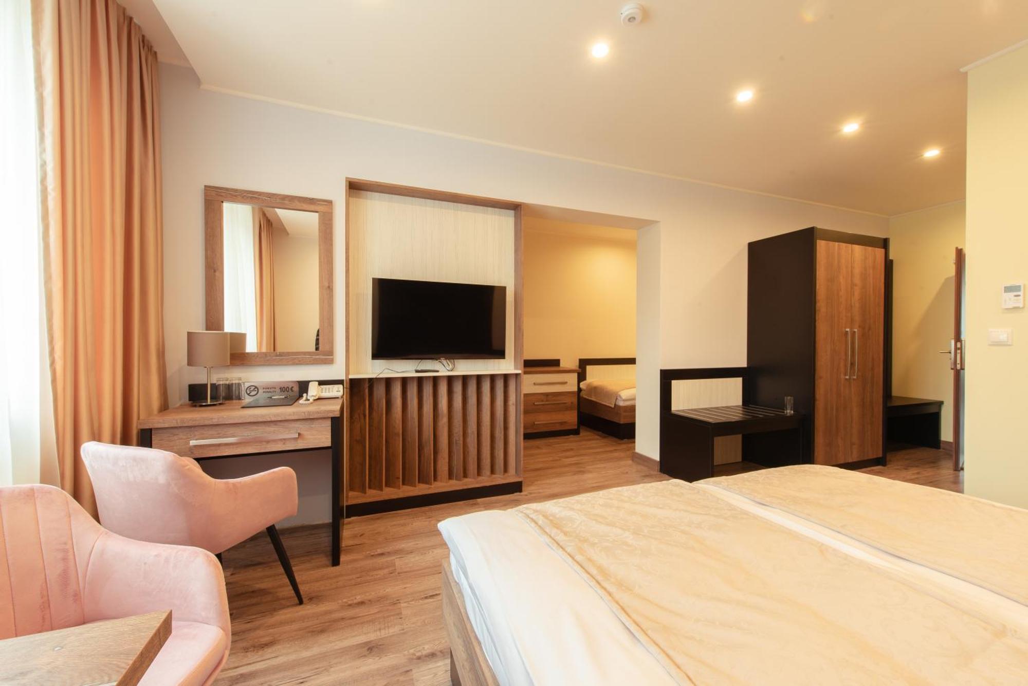 Hotel Viktor Bratislava Exteriör bild