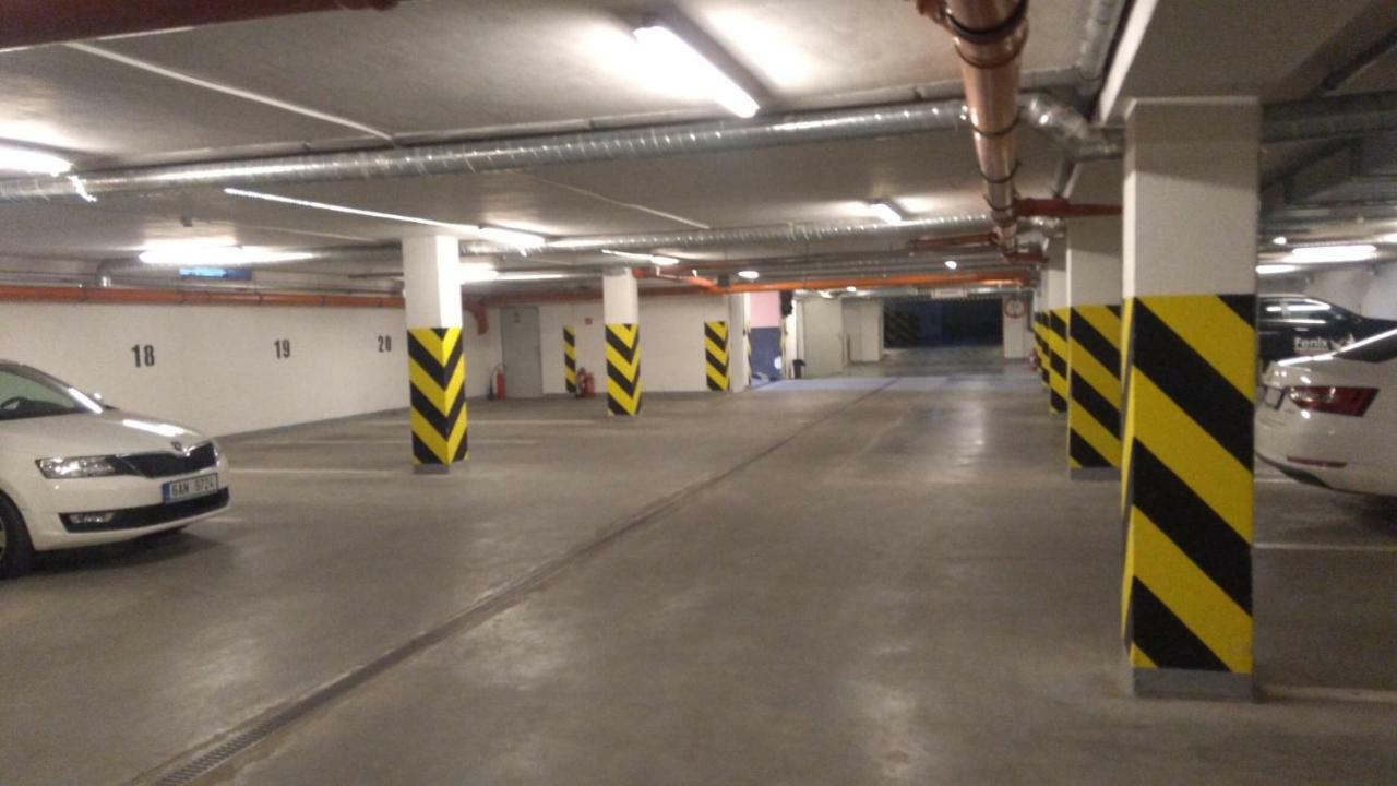 Hotel Viktor Bratislava Exteriör bild