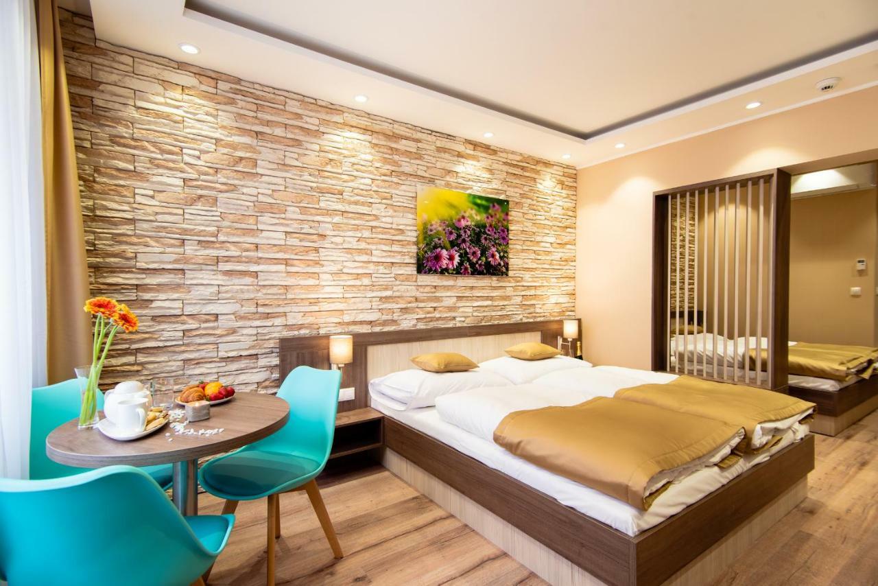 Hotel Viktor Bratislava Exteriör bild