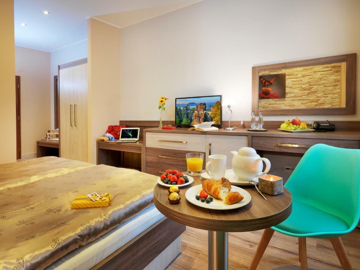 Hotel Viktor Bratislava Exteriör bild